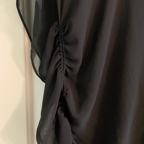 Cover-up - Picture 3 of 3